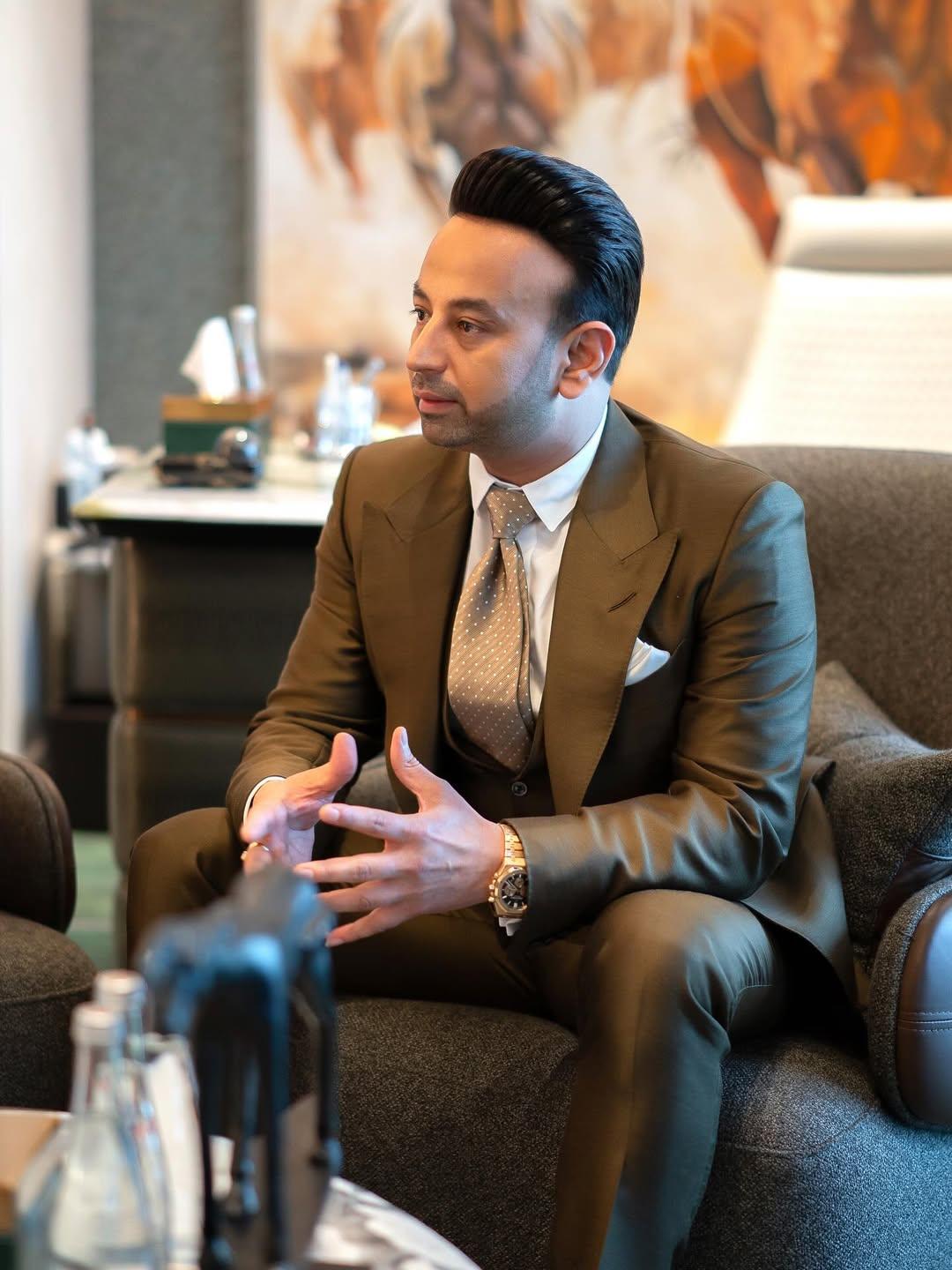 How Entrepreneurs Can Build a Strong Personal Brand